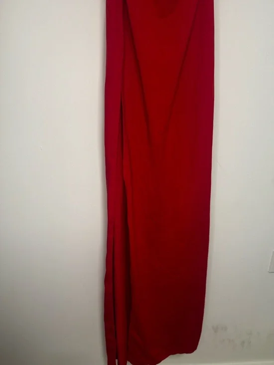 Red V-Neck Slit Midi Dress - Women - Picture 3 of 5